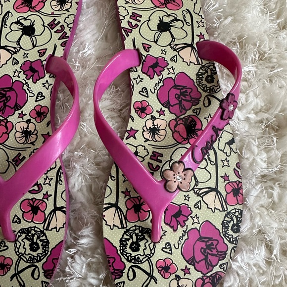 Coach Sandals - Picture 3 of 5